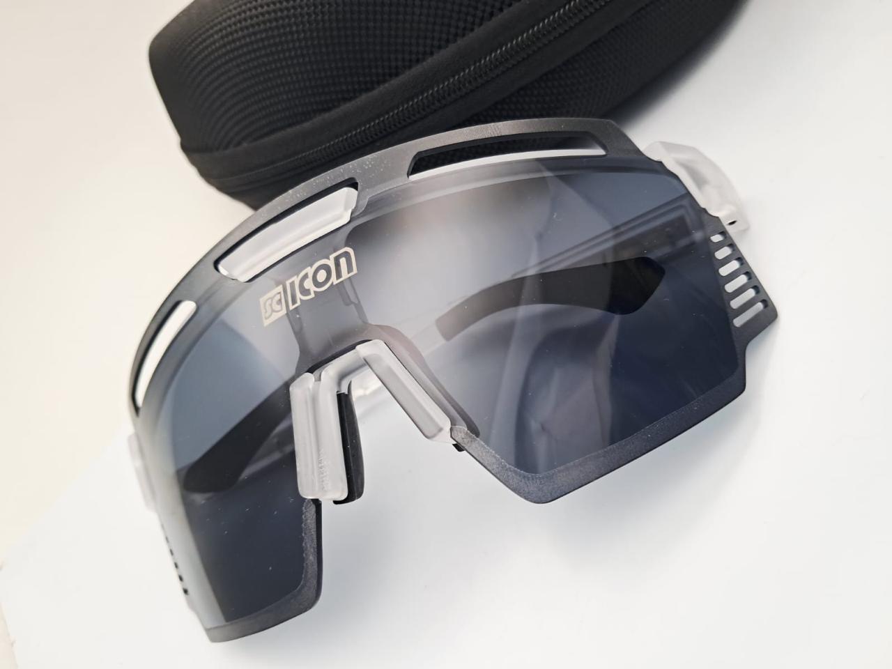ICON SPORTS Smoke Ice · Ref. IS-02 · vista 1