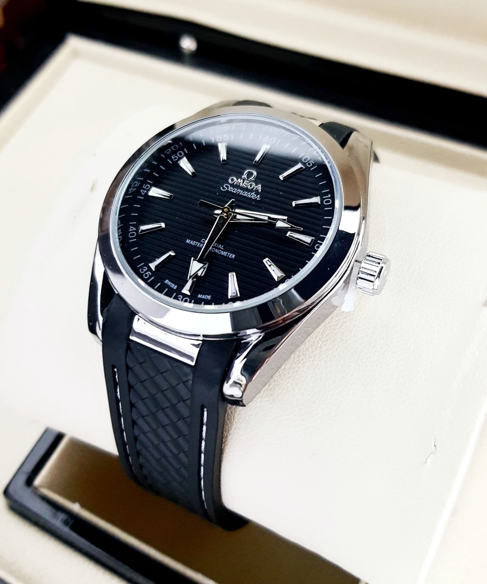 Omega Eclipse Negro · vista 1