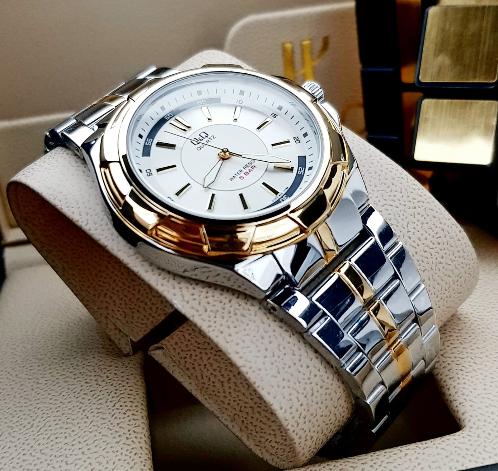 Q&Q Silver Classic · vista 1