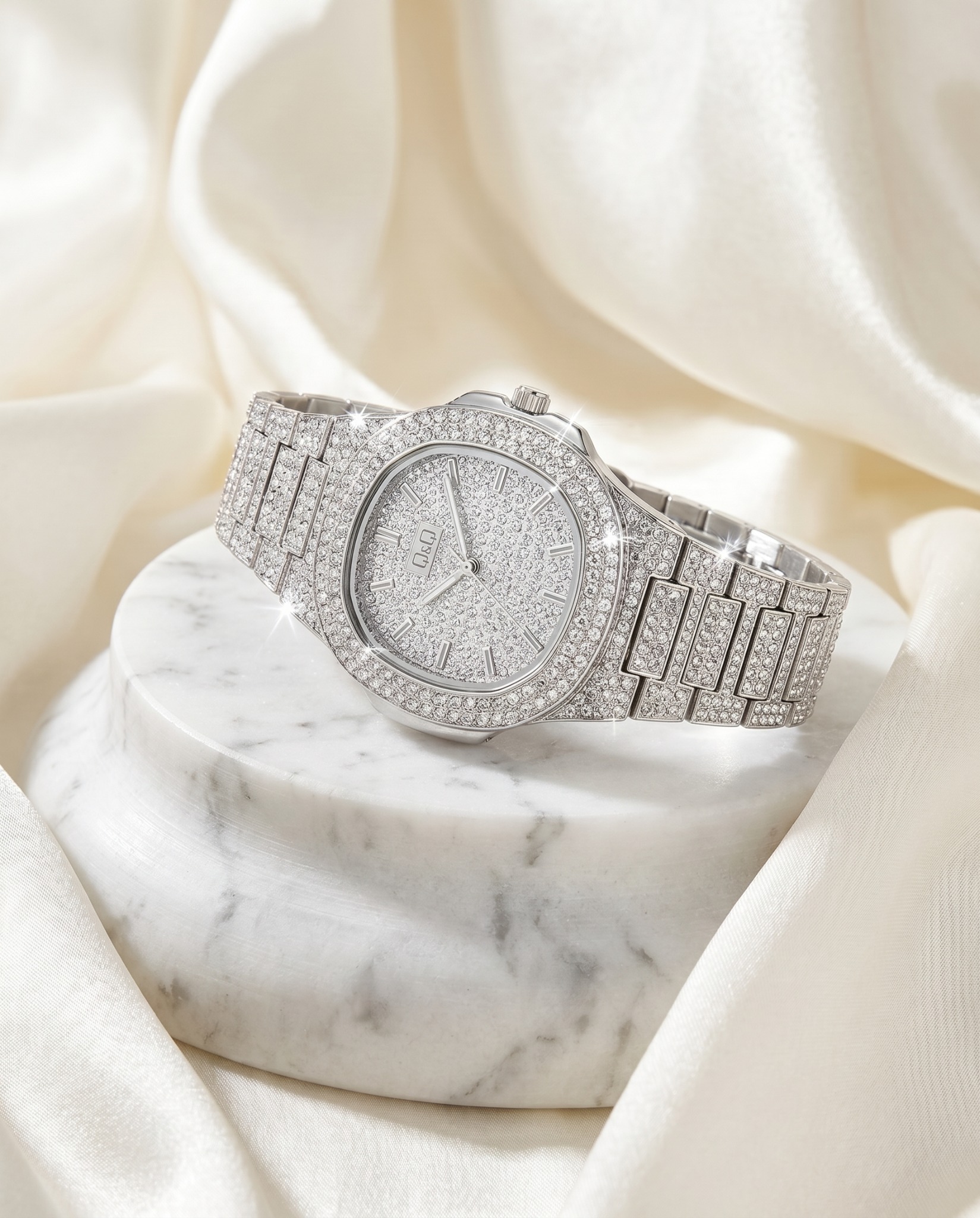Q&Q Pavé Silver Halo · Ref. DM-92 · vista 1
